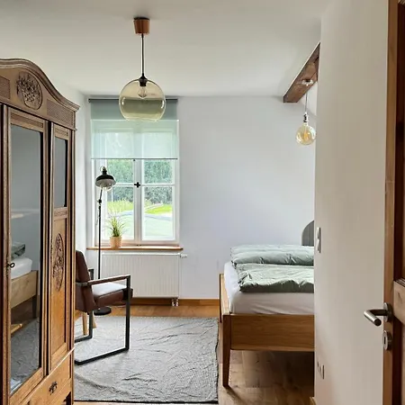 דירה - Der Schwarzstorch