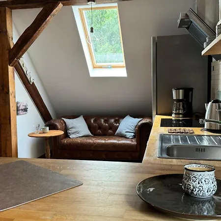 - Der Schwarzstorch Apartamento *