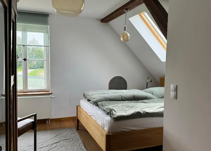 - Der Schwarzstorch Lägenhet